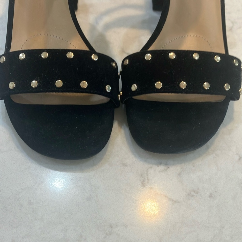 Chico's Black Suede Studded Women's Sandals Chunky Heel Sz‎ 7.5- W/ Box- EUC - Picture 6 of 11